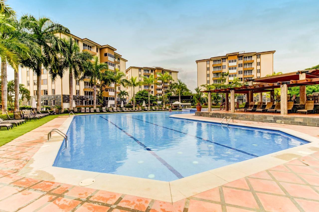 Costa Linda 7-13 Apartment Jaco Bagian luar foto